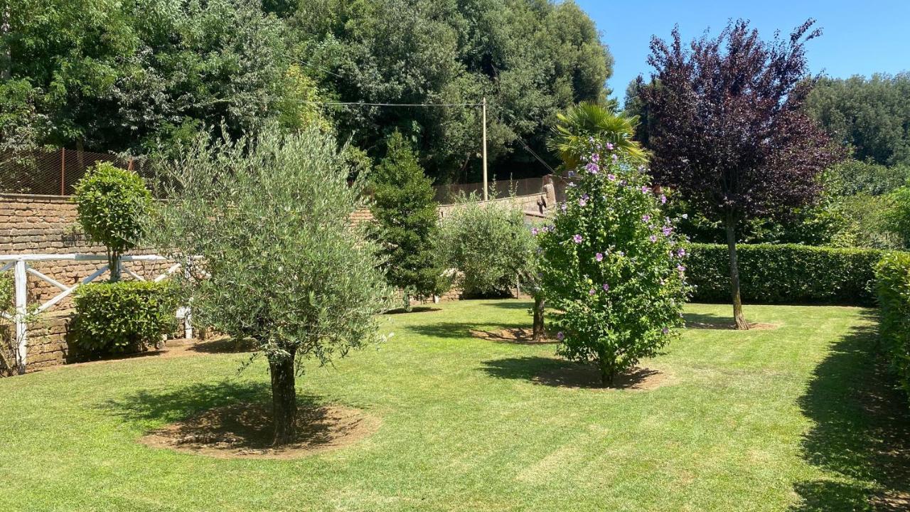 Casetta Santa Fortunata Guest House Sutri Exterior photo