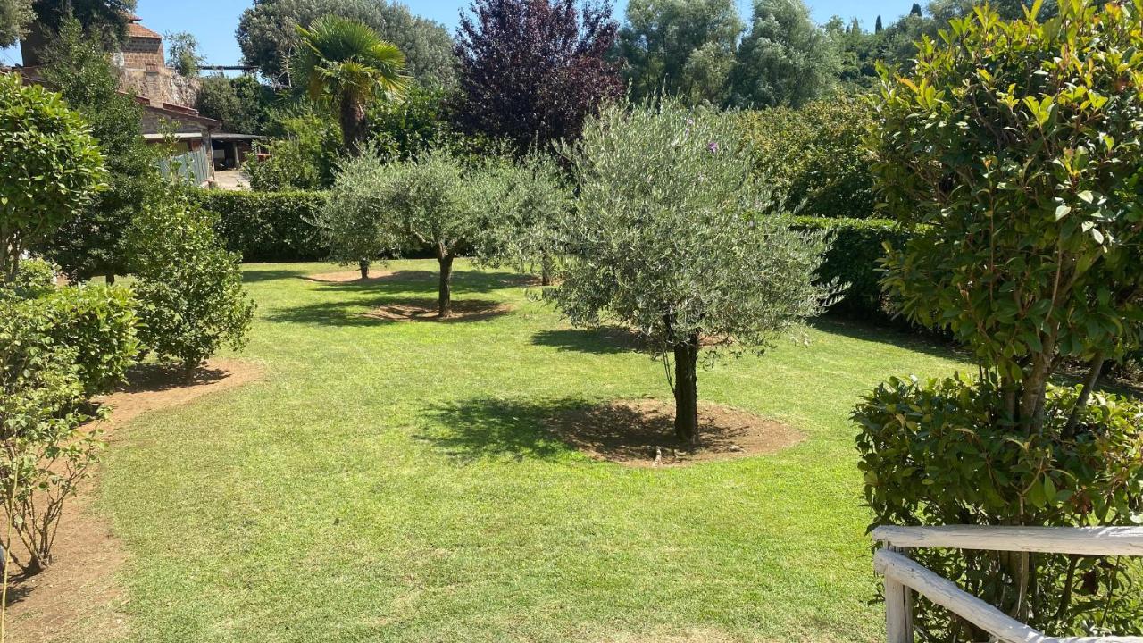 Casetta Santa Fortunata Guest House Sutri Exterior photo