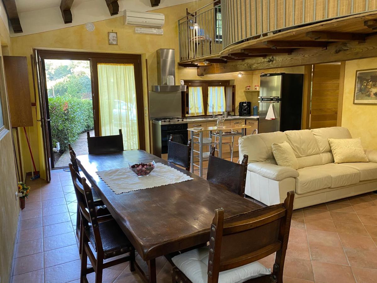 Casetta Santa Fortunata Guest House Sutri Exterior photo